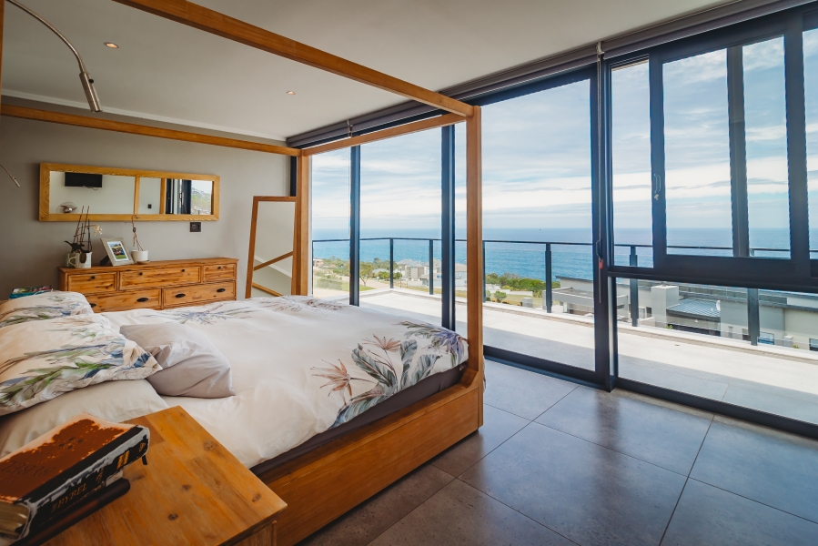 4 Bedroom Property for Sale in Le Grand Golf Estate Western Cape